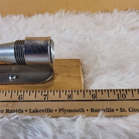 Vintage Gem Dandy Nut Cracker - Picture 5 of 7